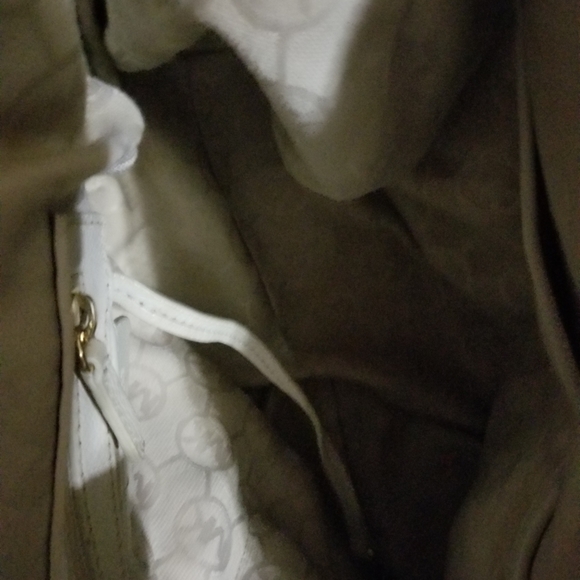 Purse - Picture 4 of 4